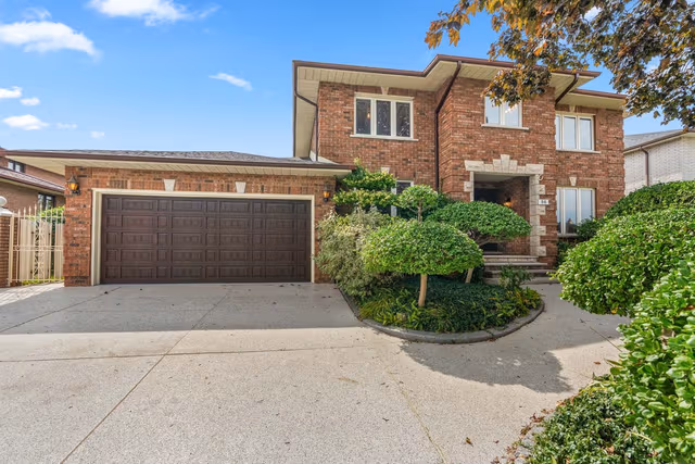 86 Monte Dr. Hamilton On L8g 4m5
