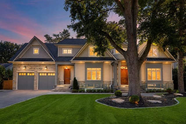 482 Morrison Rd. Oakville On L6j 4k5