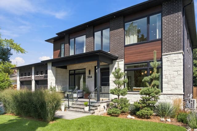 504 Sandmere Pl. Oakville On L6l 4g4