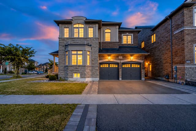 264 Etheridge Ave. Milton On L9e 1h7