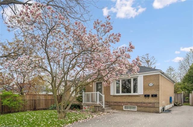 1262 Homewood Dr. 2 Burlington On L7p 2m6