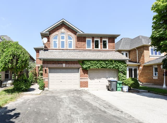 6037 Clover Ridge Cres. Mississauga On L5n 7b4