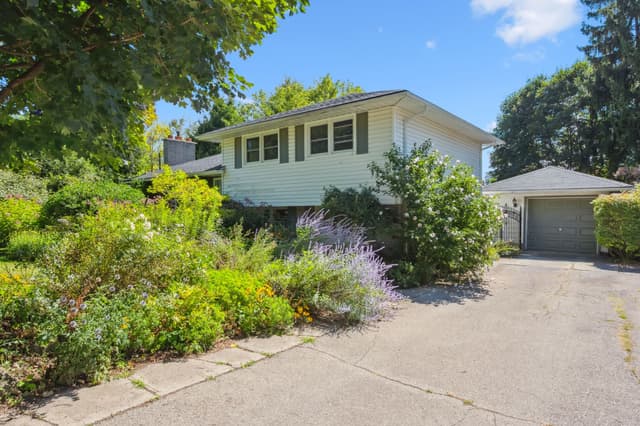 21 Gladstone Ave. Guelph On N1e 1l7