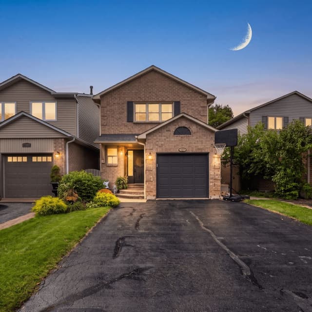 482 Vanier Dr. Milton On L9t 4t4