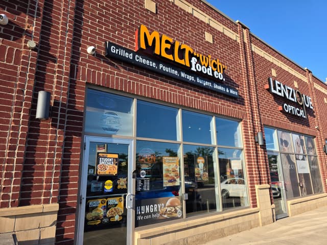 101 James Snow Pkwy. N 4 Milton On L9e 0h4