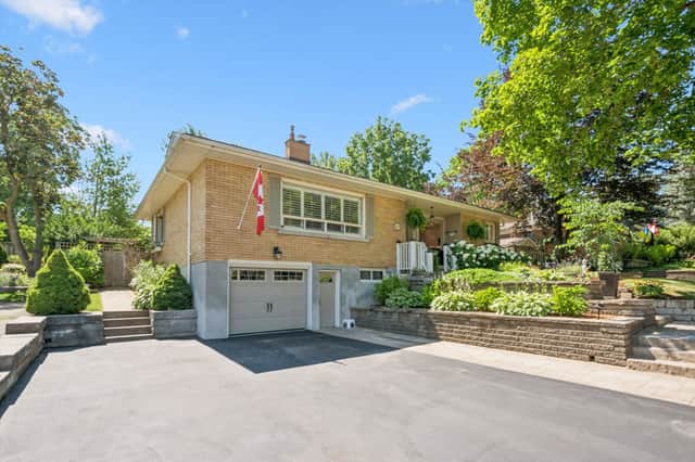 25 Bennett Ave. Guelph On N1e 2c6