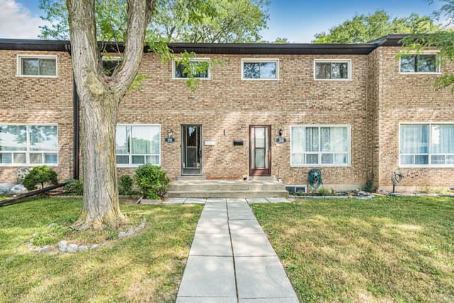 28 Riverdale Dr. Hamilton On L8e 1j8