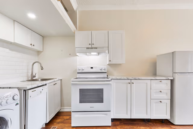363 Barton St. E 1 Hamilton On L8l 2x8