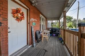 139 Balsam Ave. S Hamilton On L8m 3b6