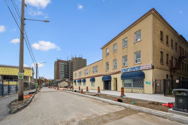 40 Baker St. Guelph On N1h 4g1