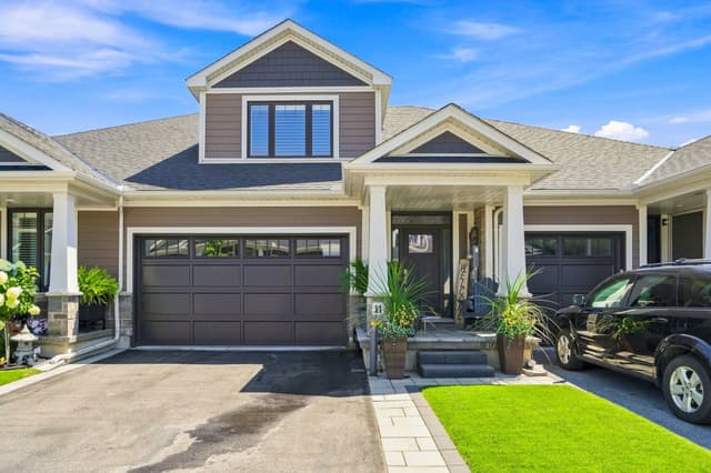11 Dandurand Ct. Grimsby On L3m 0h7