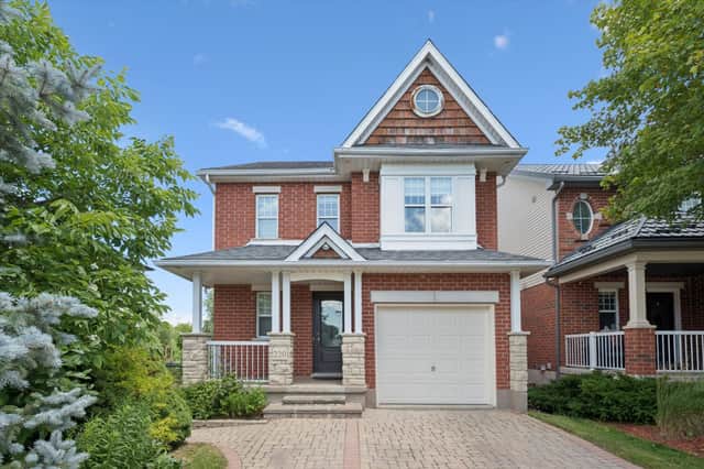 220 Carrington Dr. Guelph On N1g 5k3