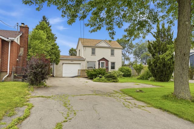 834 Mohawk Rd. E Hamilton On L8t 2r5
