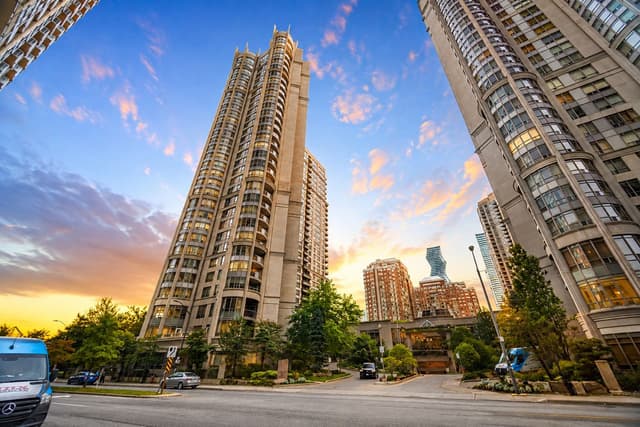 3880 Duke Of York Blvd. S Ph2 Mississauga On L5b 4m7