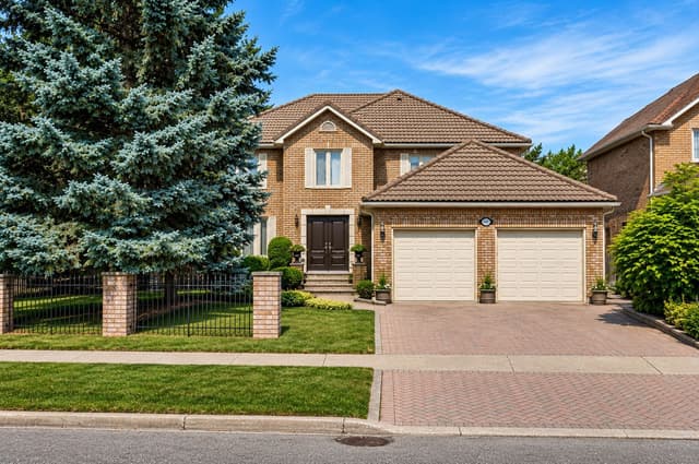 1807 Tattersall Way Mississauga On L5m 3h7