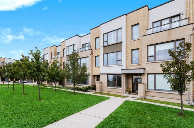 211 Squire Cres. 5 Oakville On L6h 0l8