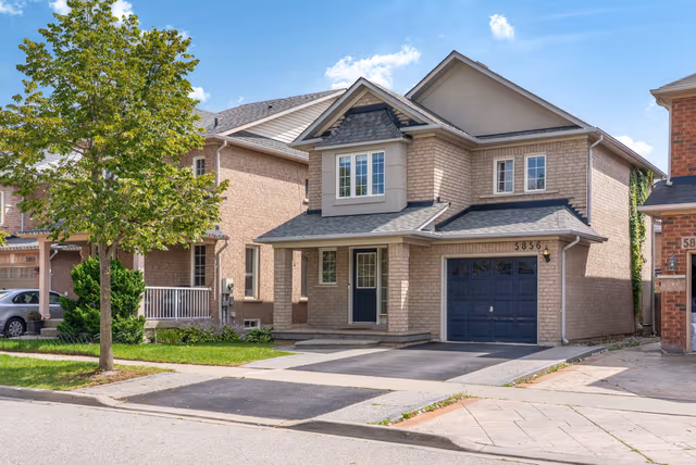 5856 Blue Spruce Ave. Burlington On L7l 7n8