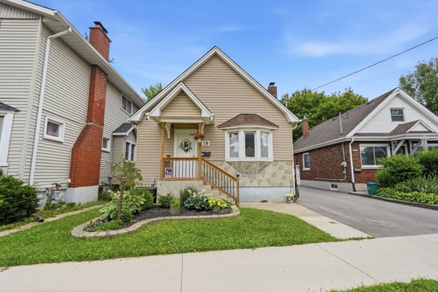 19 Leeper St. St Catharines On L2s 2m9