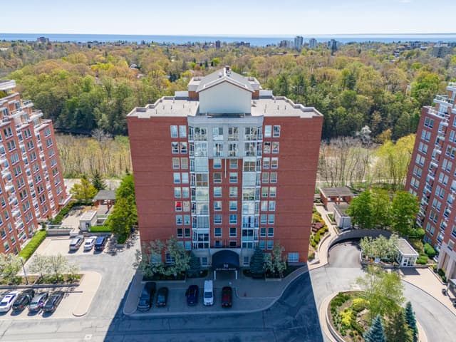 50 Old Mill Rd. 105 Oakville On L6j 7w1