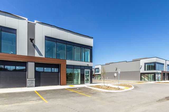 587 Hanlon Creek Blvd. 23 Guelph On N1c 0a1