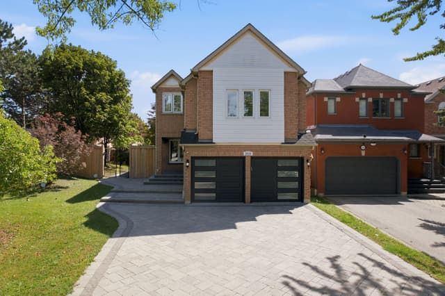 2516 Willowburne Dr. Mississauga On L5m 5e9