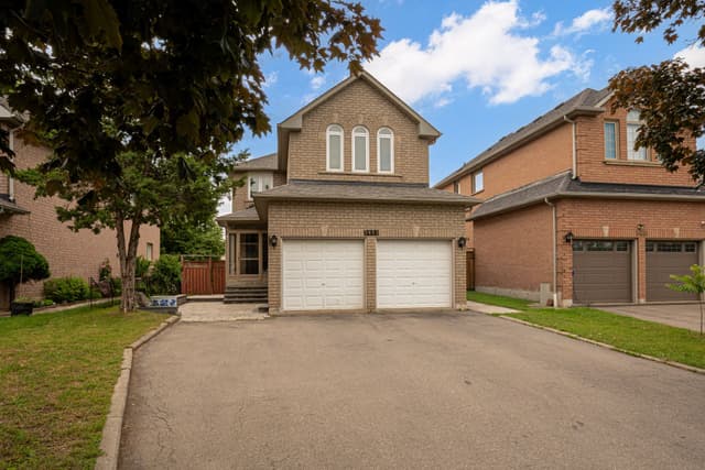5453 Middleport Cres. Mississauga On L4z 3v2