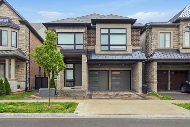 1192 Stag Hollow Upper Oakville On L6m 5m4