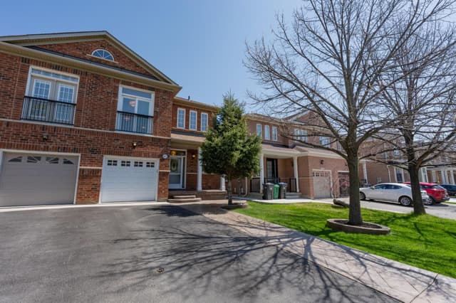 4871 James Austin Dr. Mississauga On L4z 4g7