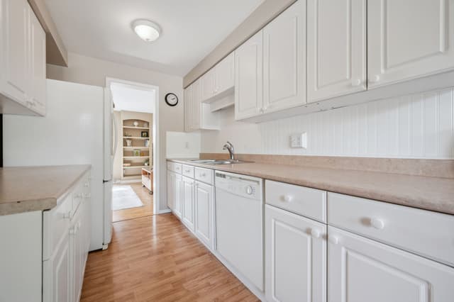 40 Silvercreek Pkwy. N 44 Guelph On N1h 7x5