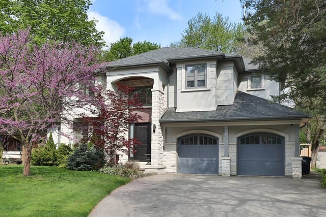 1569 Wembury Rd. Mississauga On L5j 2l8