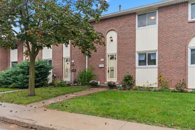 151 Gateshead Cres. 43 Hamilton On L8g 3w1