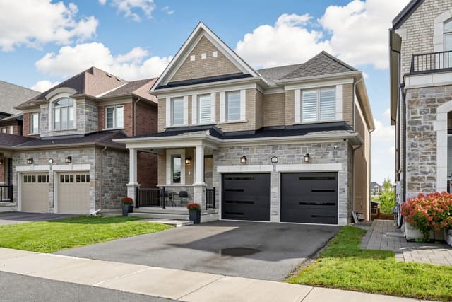 563 Beam Ct. Milton On L9e 1l4