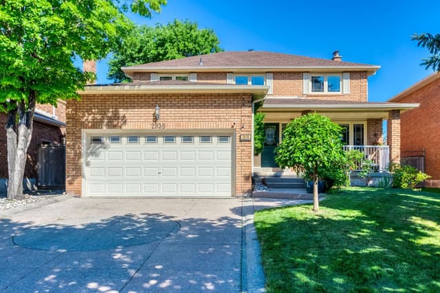 2935 Kingsway Dr. Oakville On L6j 6r8
