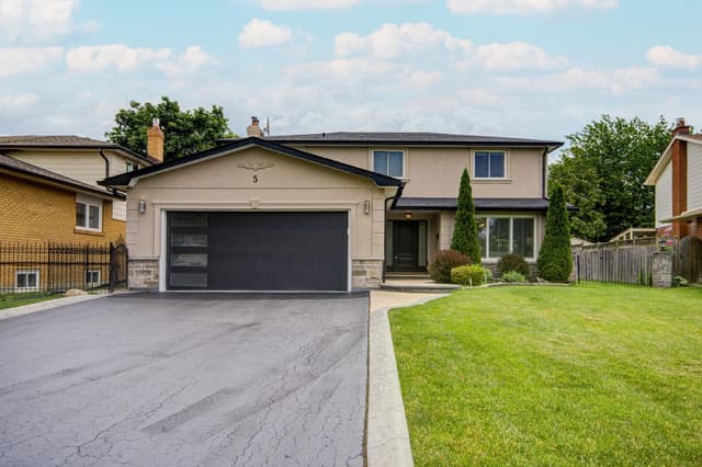 5 Hopedale Ct. Mississauga On L5m 2g1
