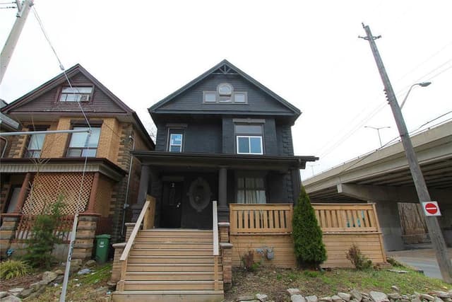 2 Webber Ave. Hamilton On L8n 1w3