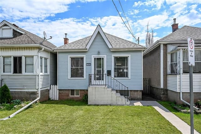 184 London St. N Hamilton On L8h 4c2