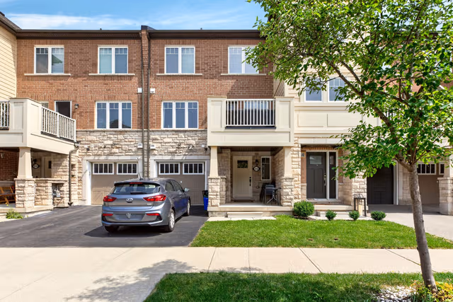 312 Jemima Dr. Oakville On L6m 0v6