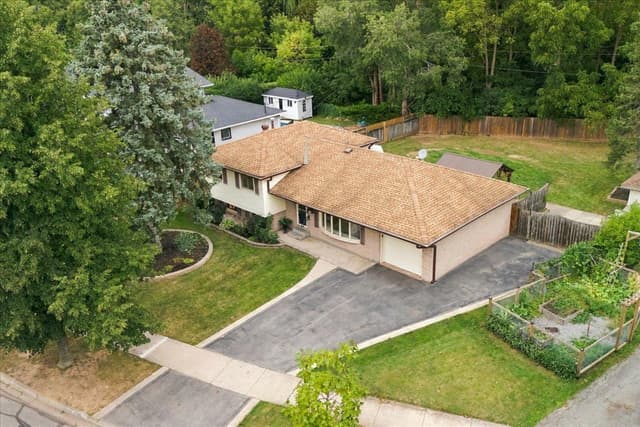 325 Erindale Dr. Burlington On L7l 4t3