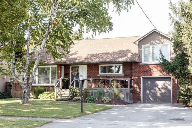 9 Youngblut Ave. St Catharines On L2n 1m9