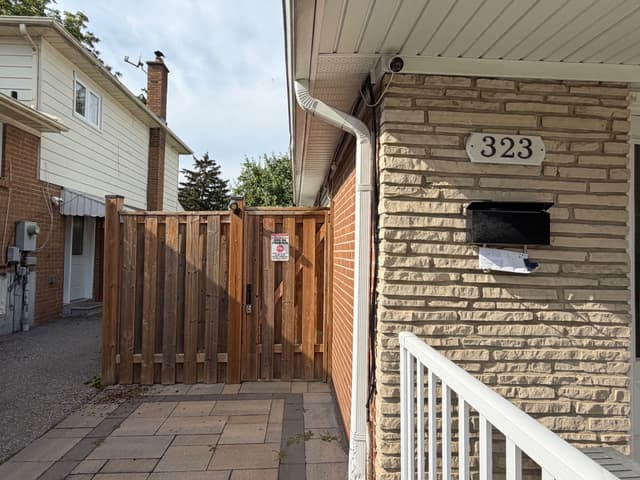 323 Montego Rd Rd. Lower Level Mississauga On L5b 1c6