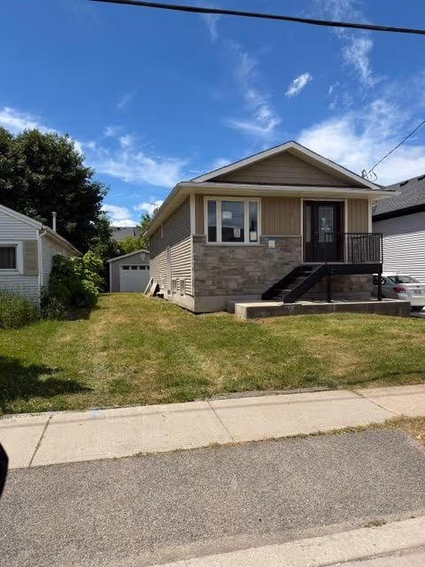 178 Pelham Rd. St Catharines On L2s 1w3