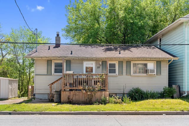 27 Gale Cres. St Catharines On L2r 3k8
