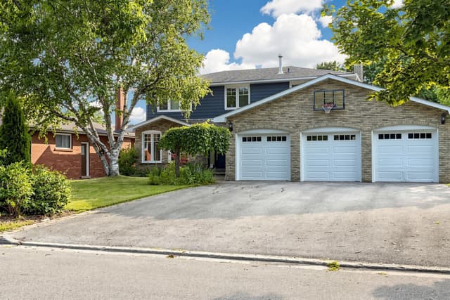 224 Valleyview Ct. Oakville On L6l 5h8