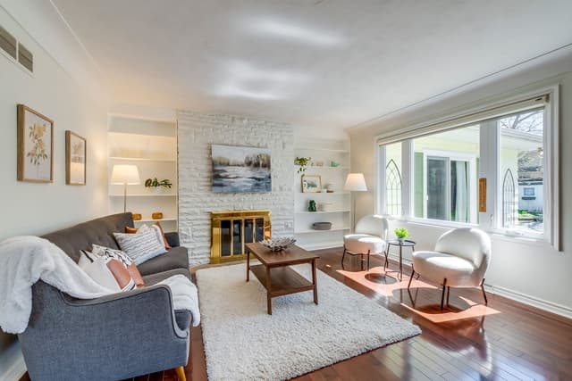 2048 Devon Rd. Oakville On L6j 2n2