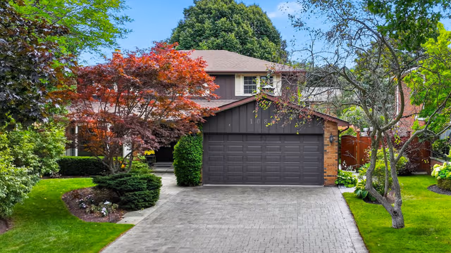 1682 Medallion Ct. Mississauga On L5j 4g1