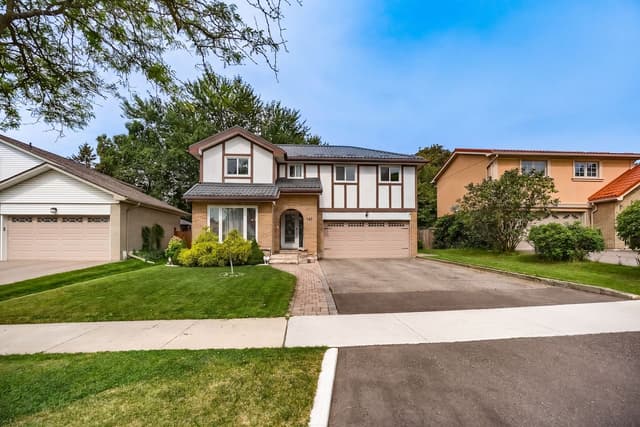 347 Karen Park Cres. Mississauga On L5a 3c8