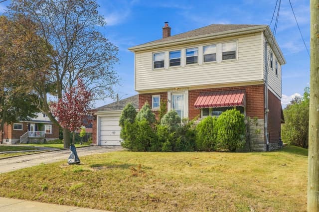 28 Green Meadow Rd. Hamilton On L8t 3j2