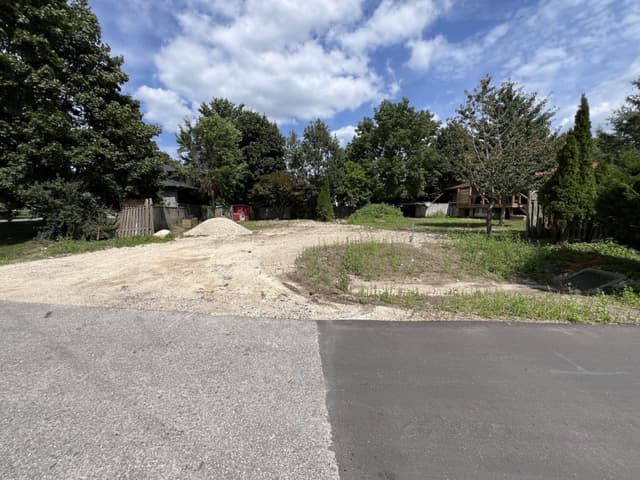 43 Ridgeway Ave. Guelph On N1l 1g8