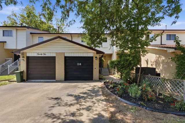 20 Gledhill Cres. Hamilton On L9c 6h4