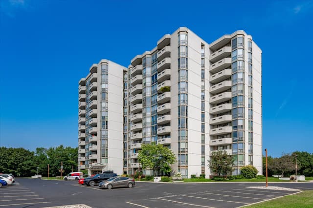 5090 Pinedale Ave. 1106 Burlington On L7l 3v8